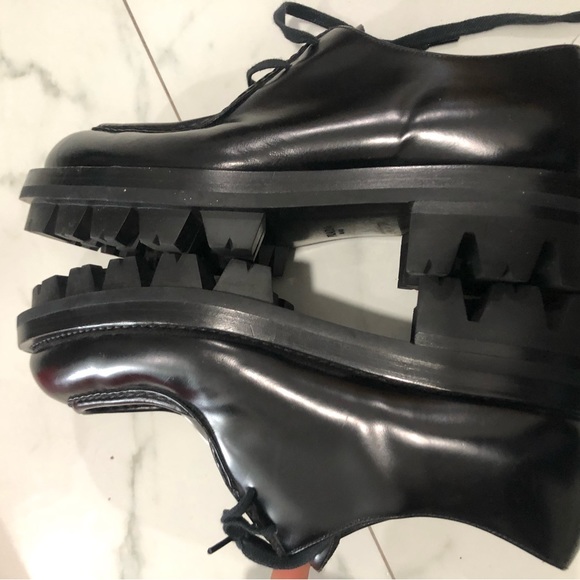 Prada Mens Lace-Up Chunky Sole Shoes - Picture 8 of 15